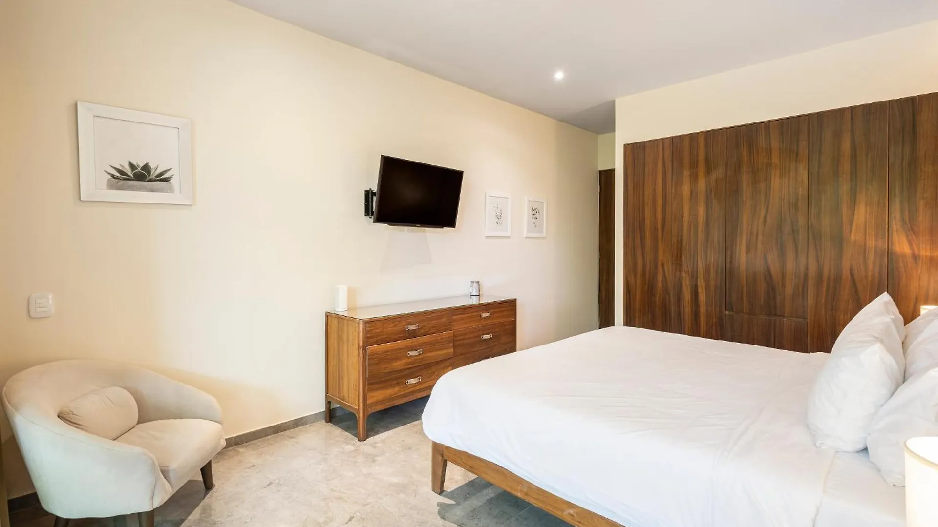 ****  Mistiq Tulum Aparthotel Mexico
